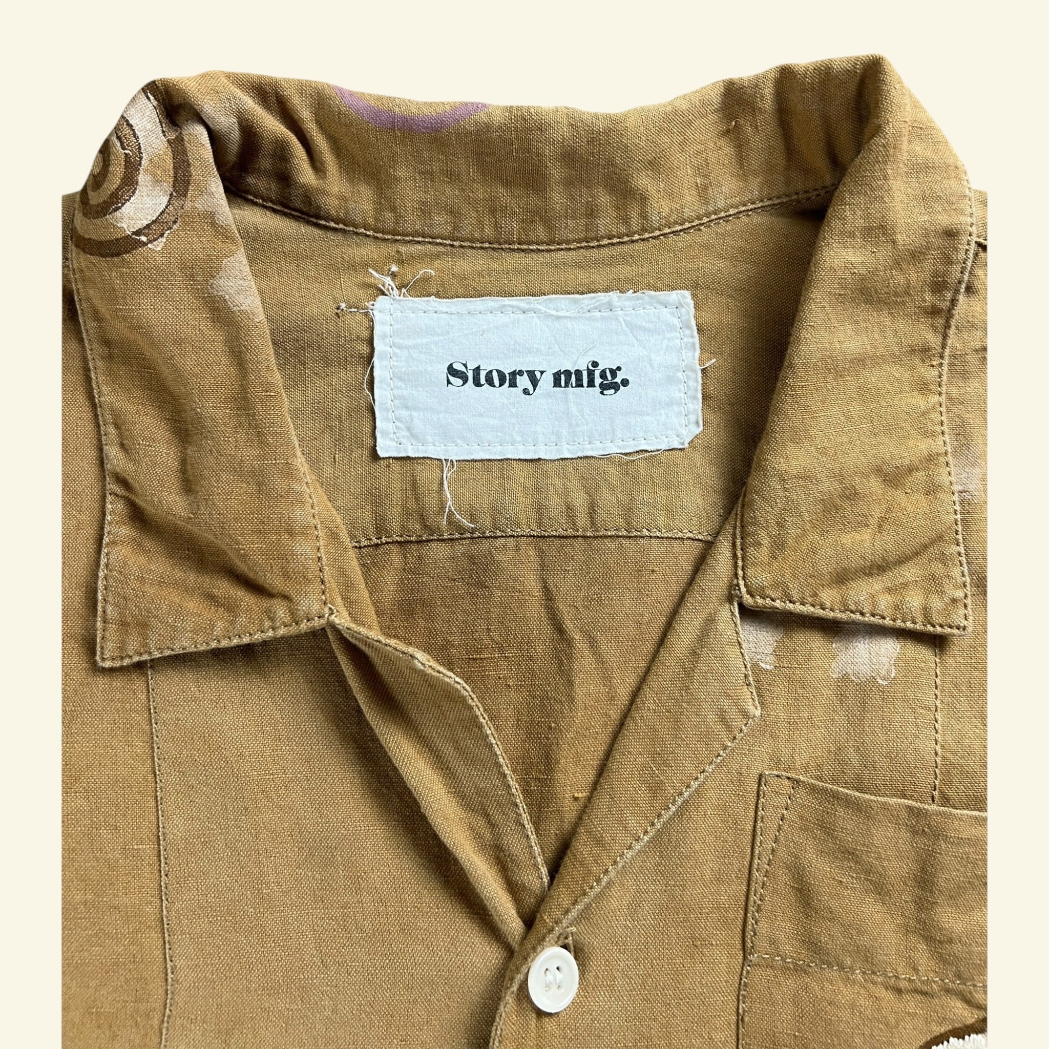 Story MFG button up