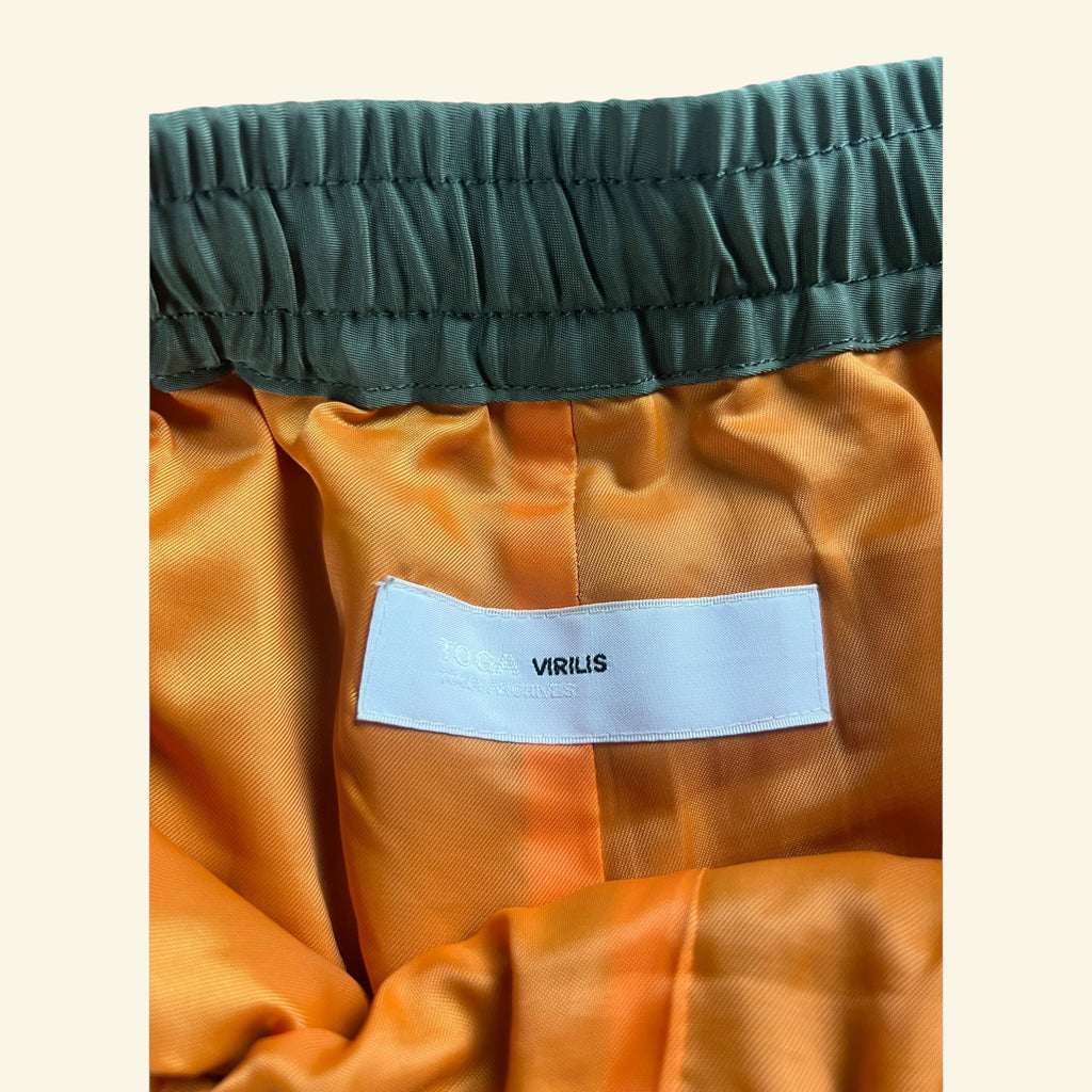 Toga Virilis - Puffer Short